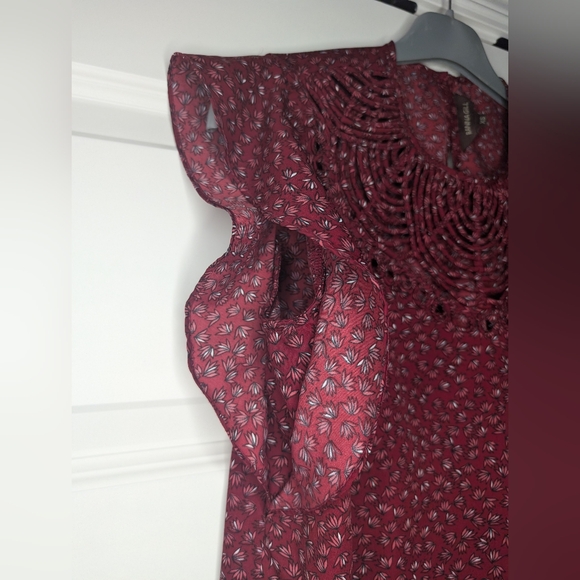 Anthropologie Ranna Gill Women XS Tank Blouse Red Cutout Neckline Ruffle Sleeve - Picture 6 of 10